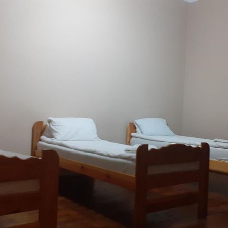Apartamento Kamienica Gniezno Exterior foto
